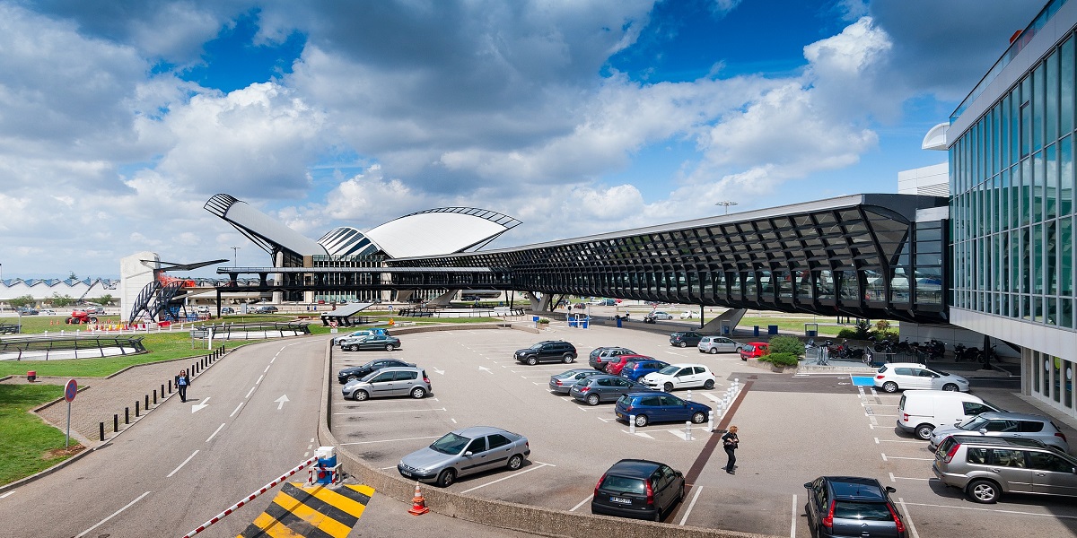 Аэропорт Лиона Сент-Экзюпери - Lyon-Saint Exupé(LYS)