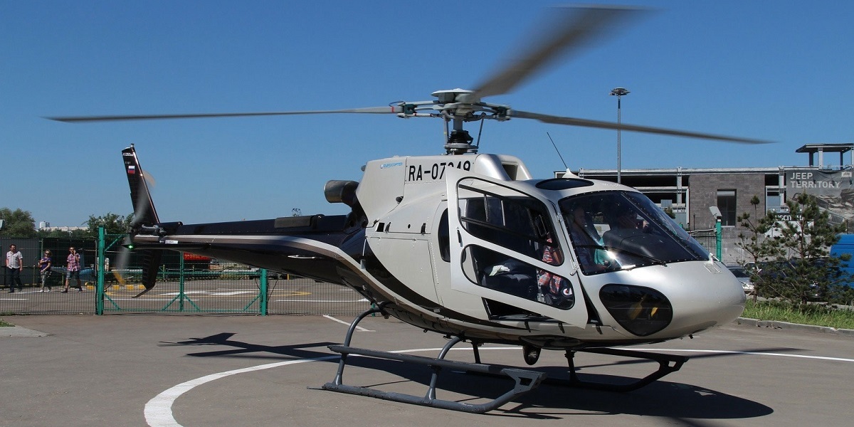 How to get from Lyon to Courchevel by helicopter