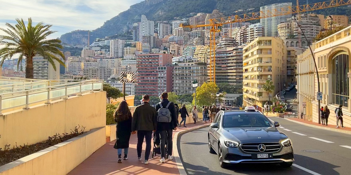 Book a taxi from Nice airport to Monaco. English-speaking drivers to Monaco