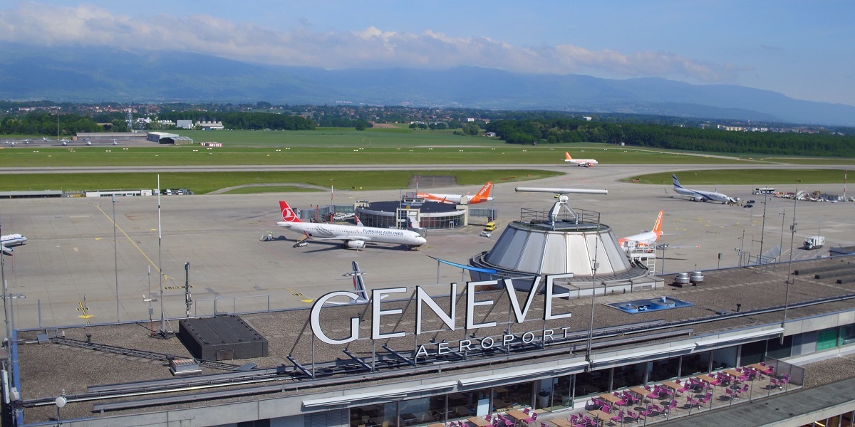 The nearest airports to Gstaad.