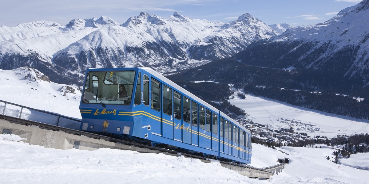 Transfer from Zurich Airport to St. Moritz. Taxi with english-speaking driver.