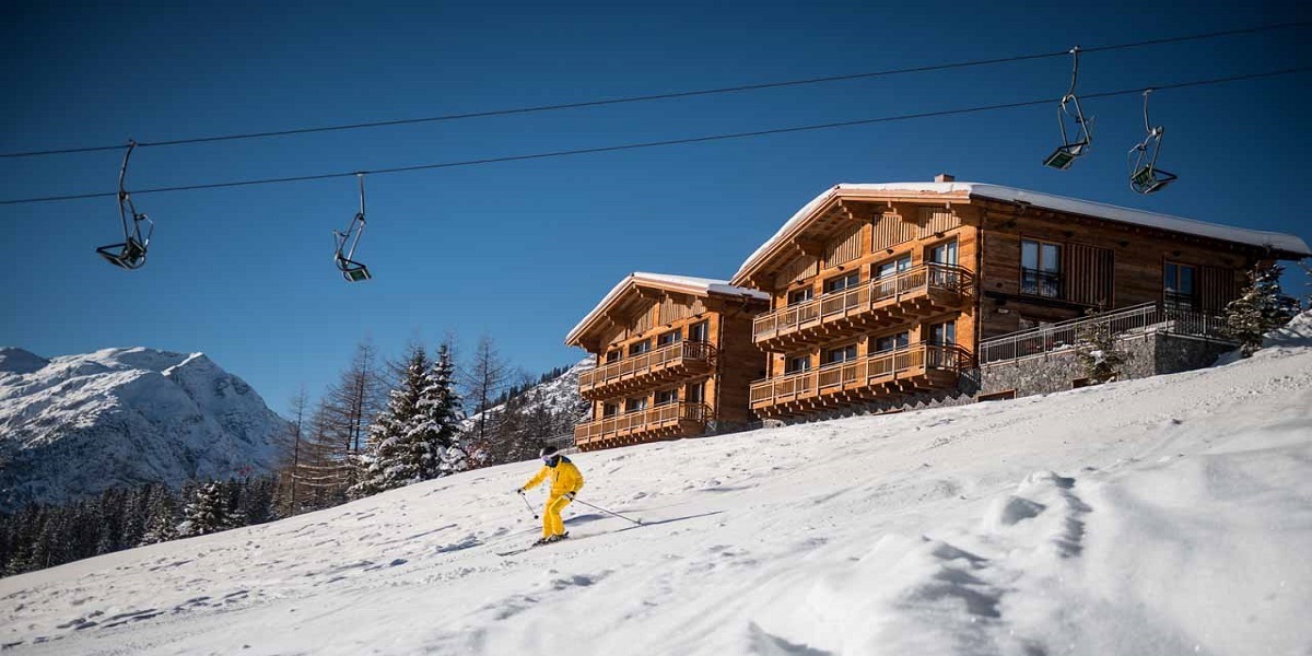 Transfer from Lyon Airport to Courchevel.