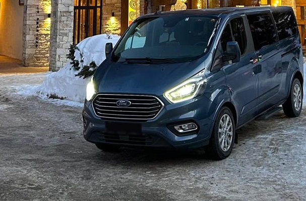 Book a transfer Geneva to Courchevel by Ford Tourneo with good price