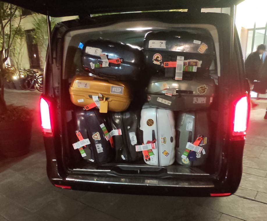 Suitcases size for transfer Milan to St Moritz