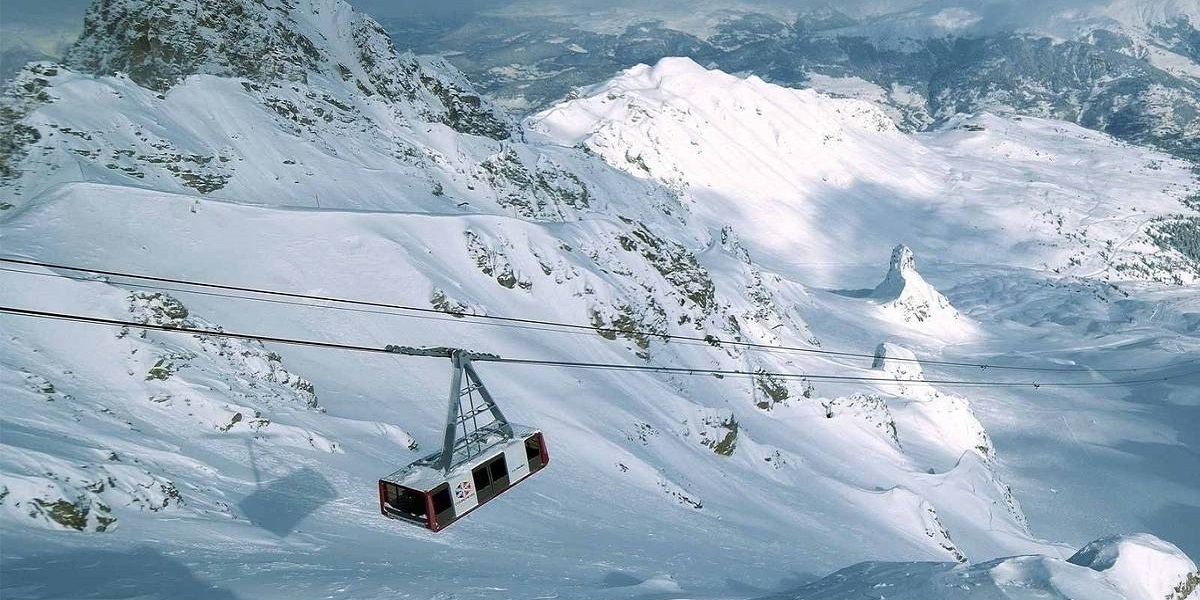 Mountain infrastructure in Courchevel