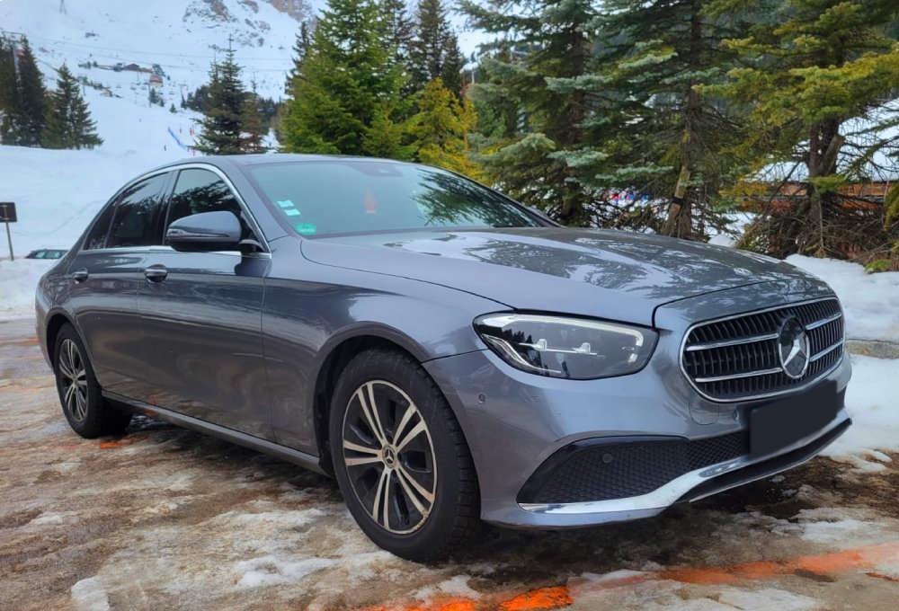 Mercedes E-Class бизнес трансфера из аэропорта Женевы в Куршевель