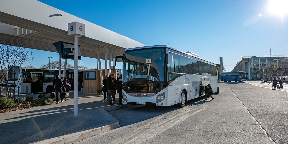 How to get from Marseille to Saint Tropez by bus.