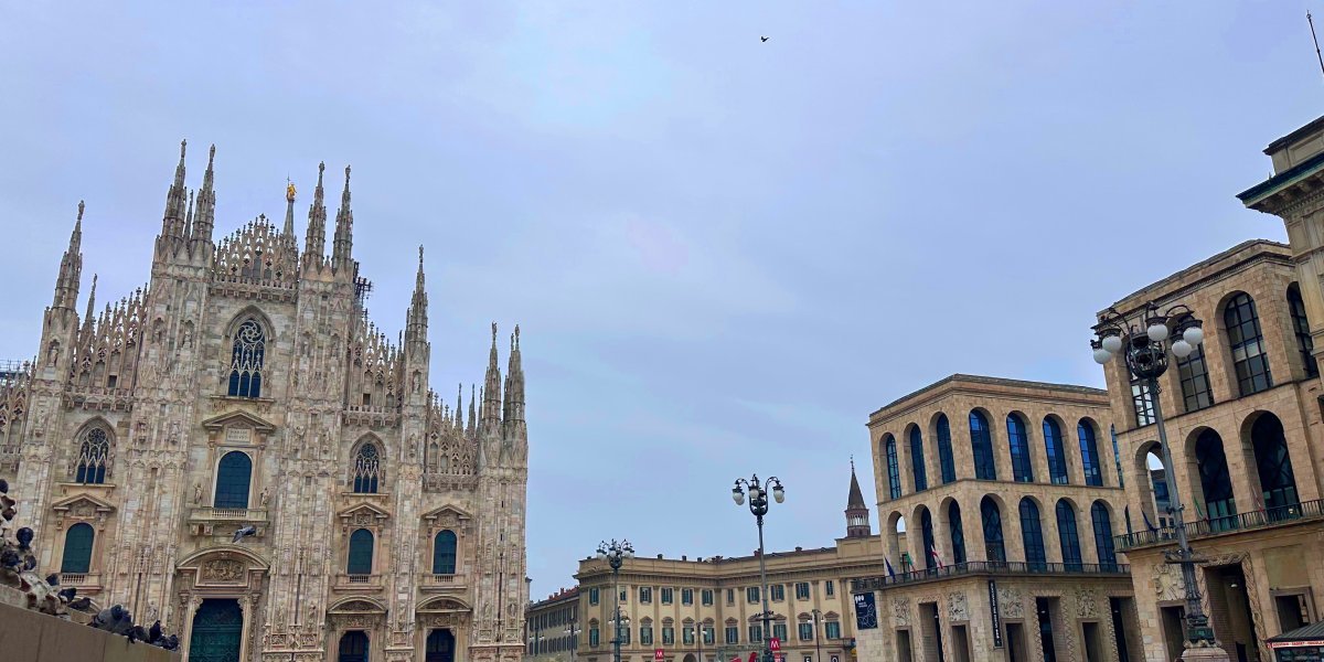 Book a private transfer from Malpensa airport airport Malpensa to Milan
