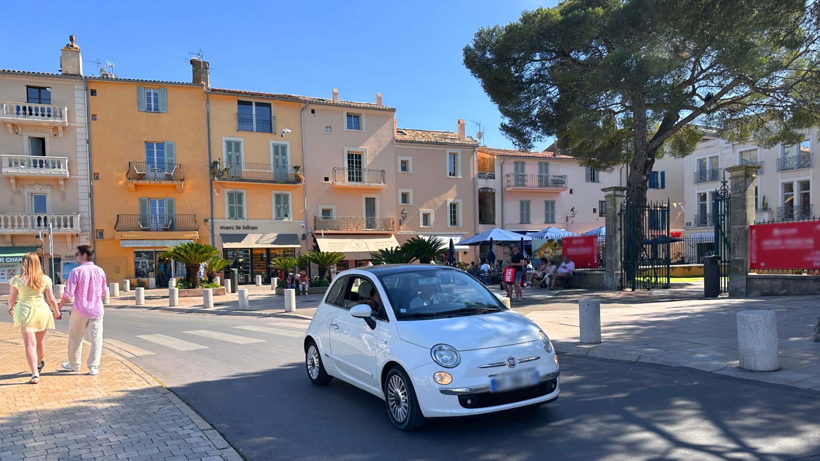 How to get from Nice Airport to Saint-Tropez by car