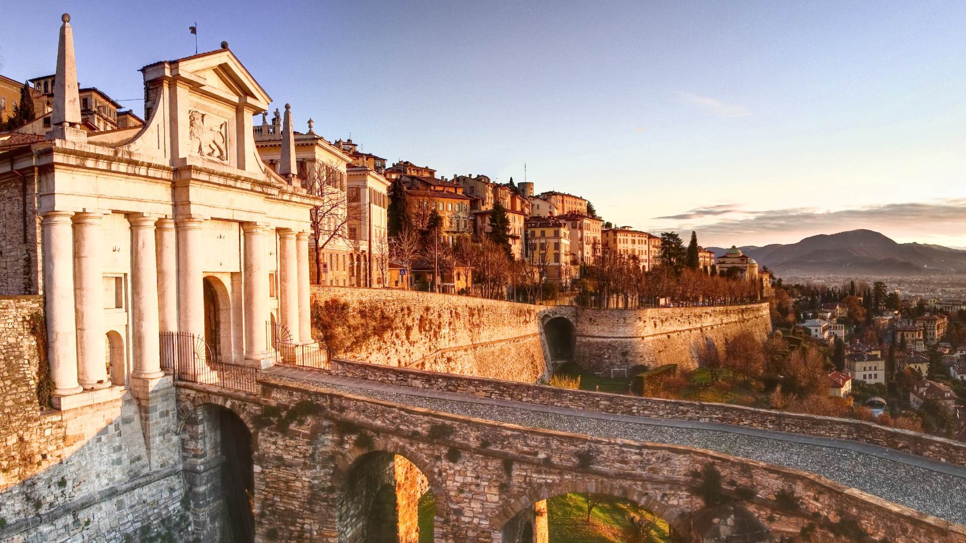 Useful information about transfer from Milan to Bergamo airport