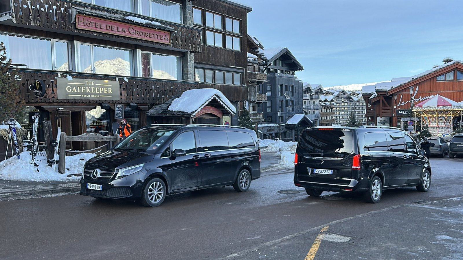 Private transfer from Geneva Airport to Courchevel 1850 in winter by car