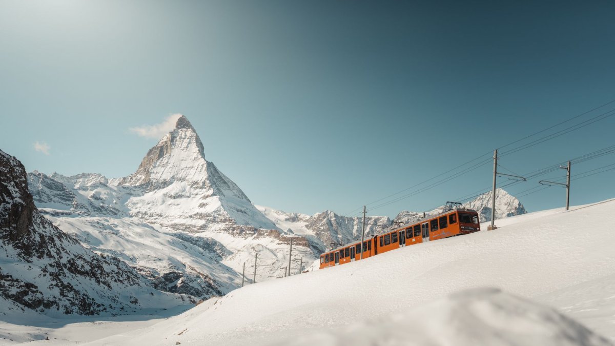 Individual winter transfer from Bergamo Airport to Zermatt (Täsch)