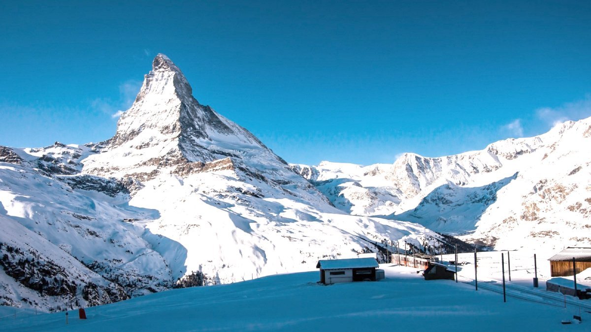 Individual winter transfer from Malpensa Airport to Cervinia