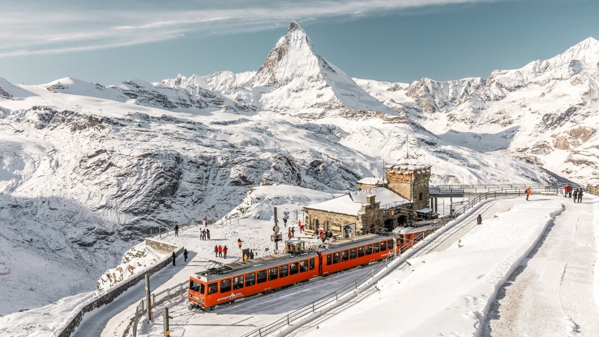 Individual winter transfer from Malpensa Airport to Zermatt (Täsch)