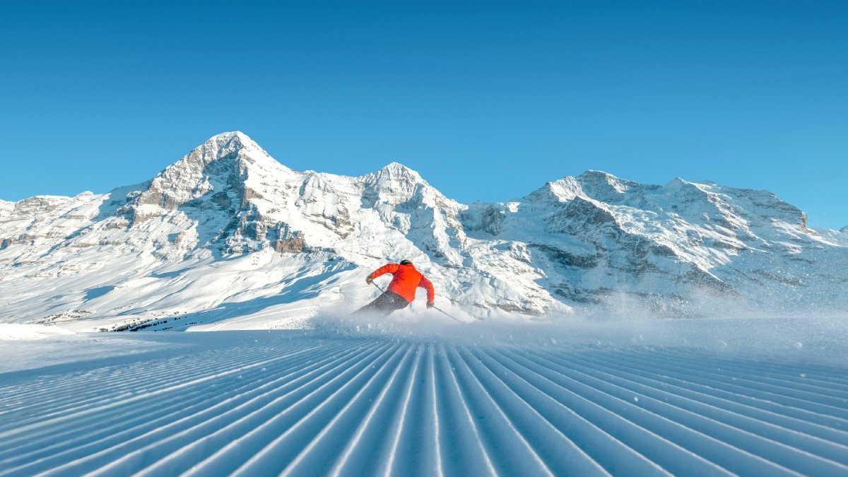Private winter transfer from Geneva airport to Interlaken