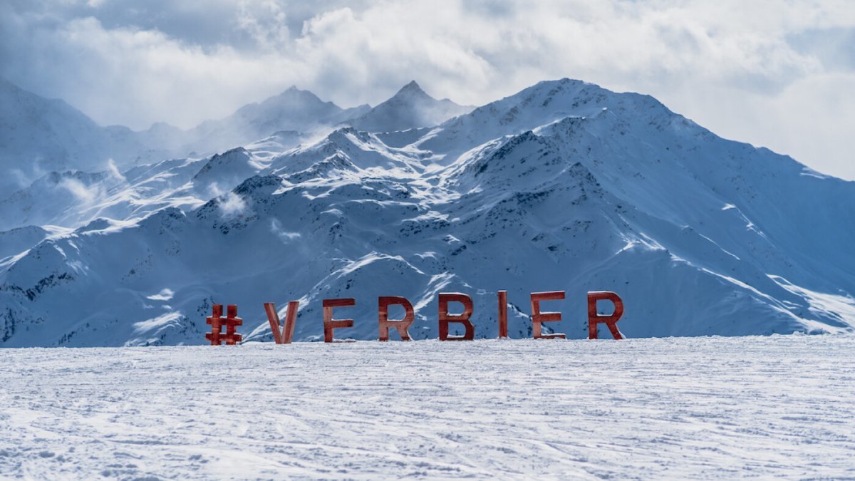 Private winter transfer from Geneva airport to Verbier