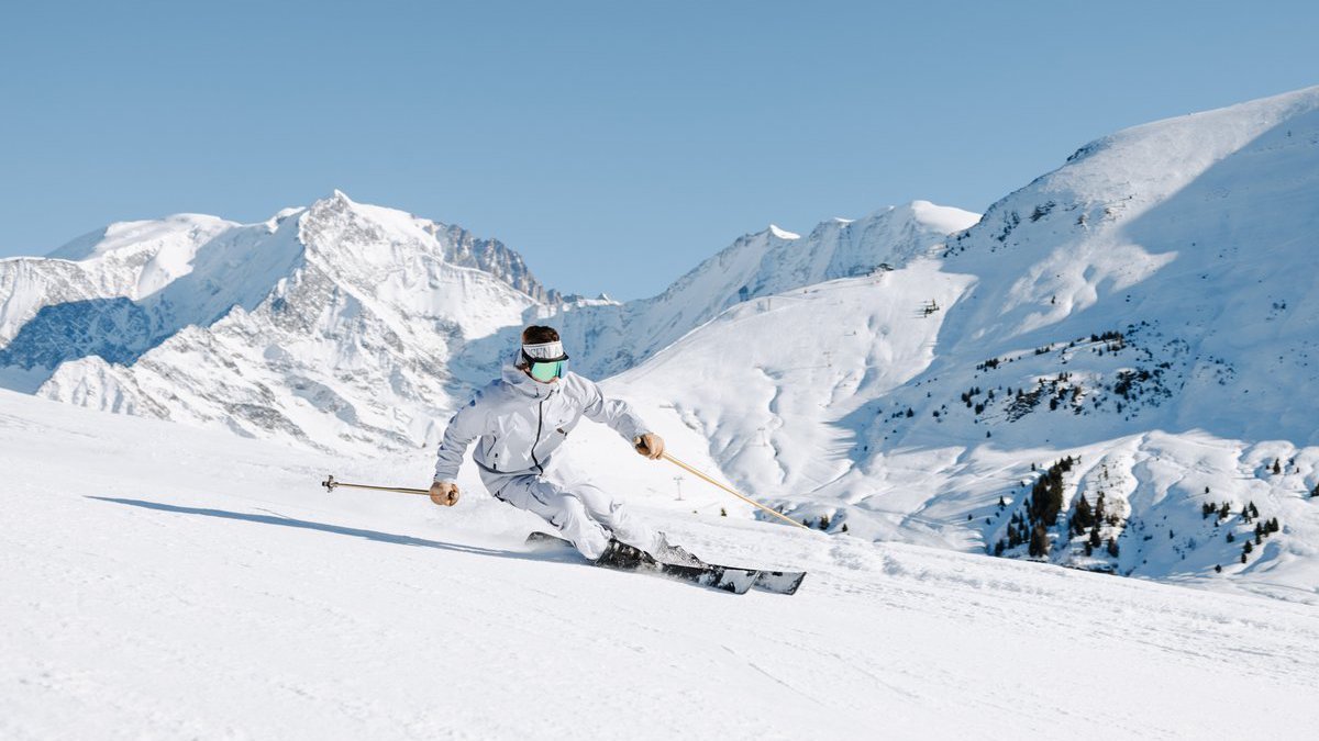Private winter transfer from Chambery Airport to Les Houches