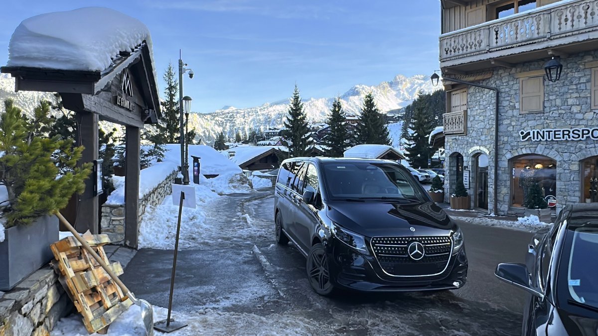 Individual winter transfer from Lyon Airport to Courchevel