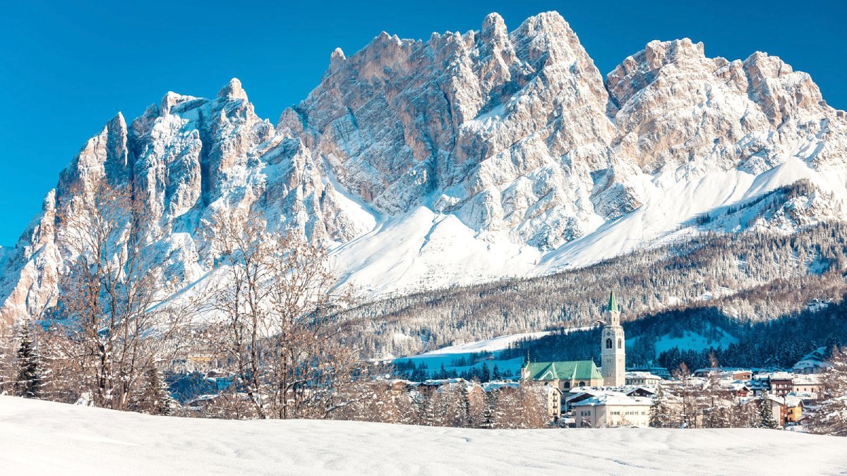 Private winter transfer from Milan to Cortina d'Ampezzo