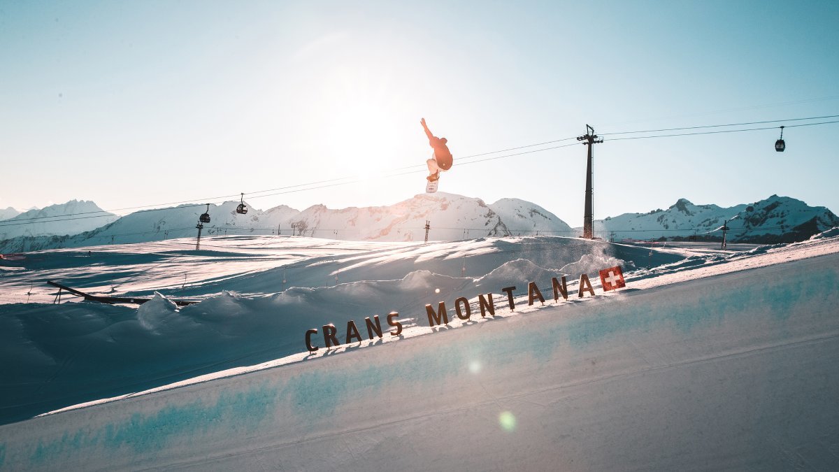 Private winter transfer from Milan to Crans-Montana