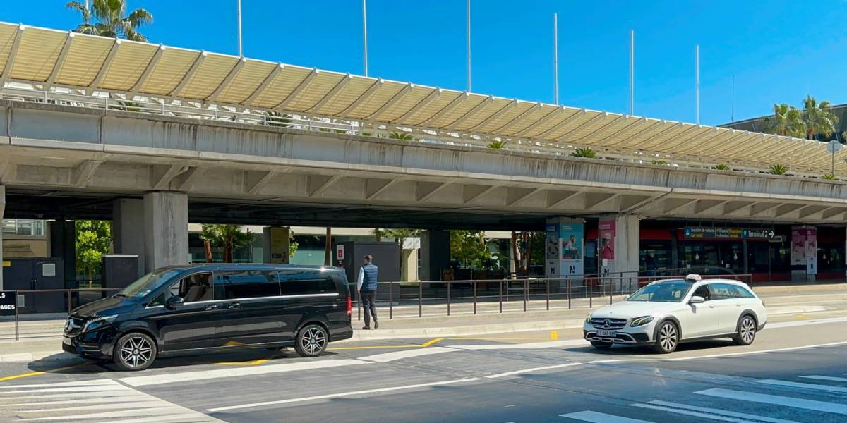 Book a taxi from Nice airport to St Tropez