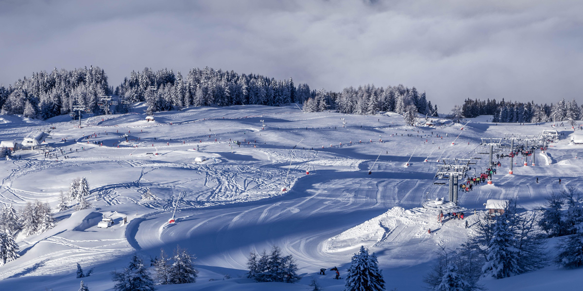 Book a taxi from Geneva airport to Peisey-Vallandry