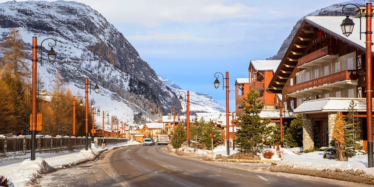Book a taxi from Geneva airport to Val d isere