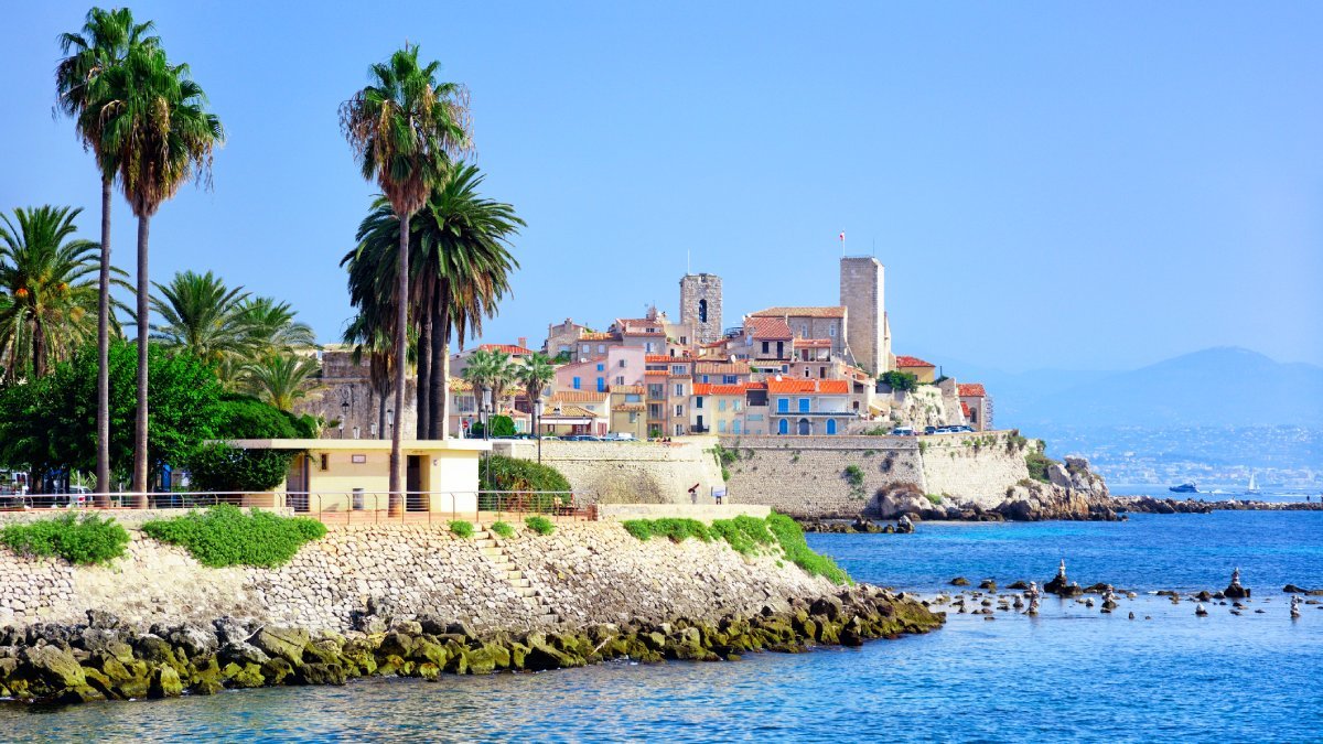 Private transfer from Antibes to Saint-Tropez