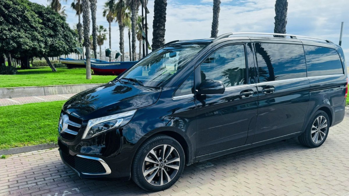 Private transfer from Barcelona Airport to Salou