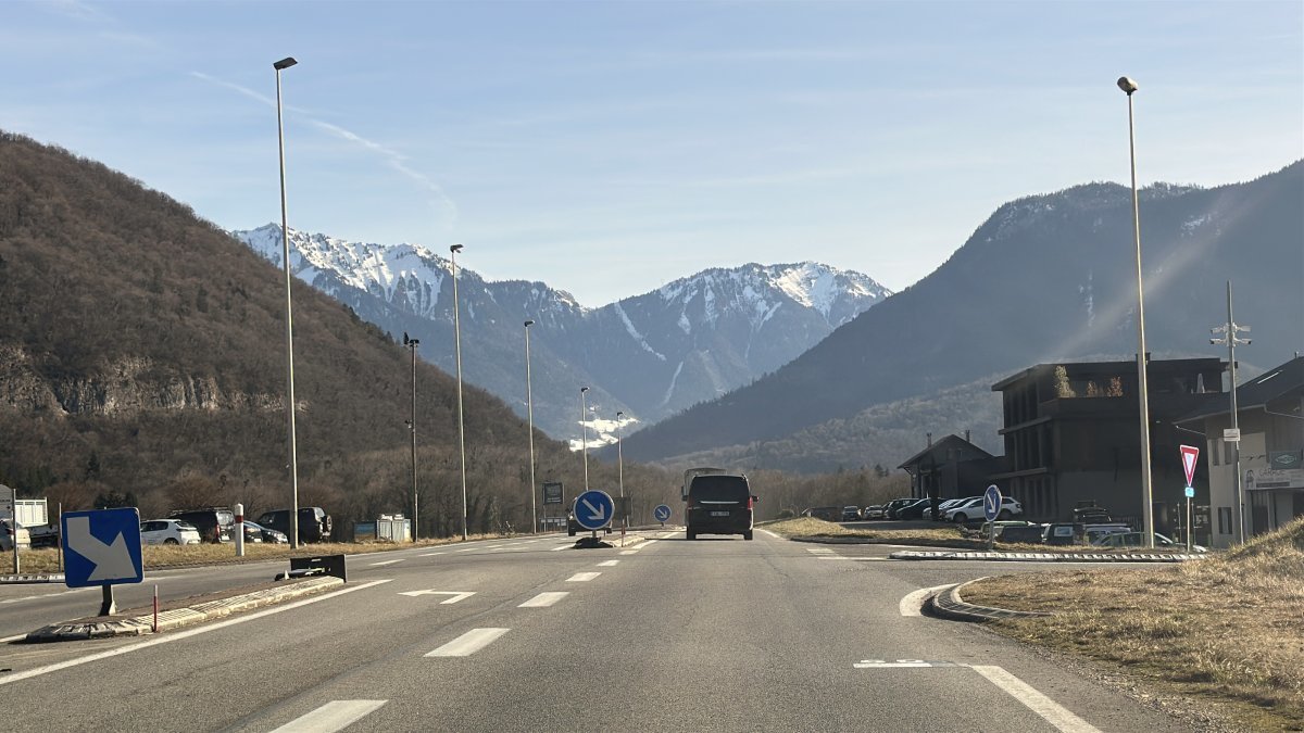 Car making a transfer on the road from Geneva airport to Tignes (main route)