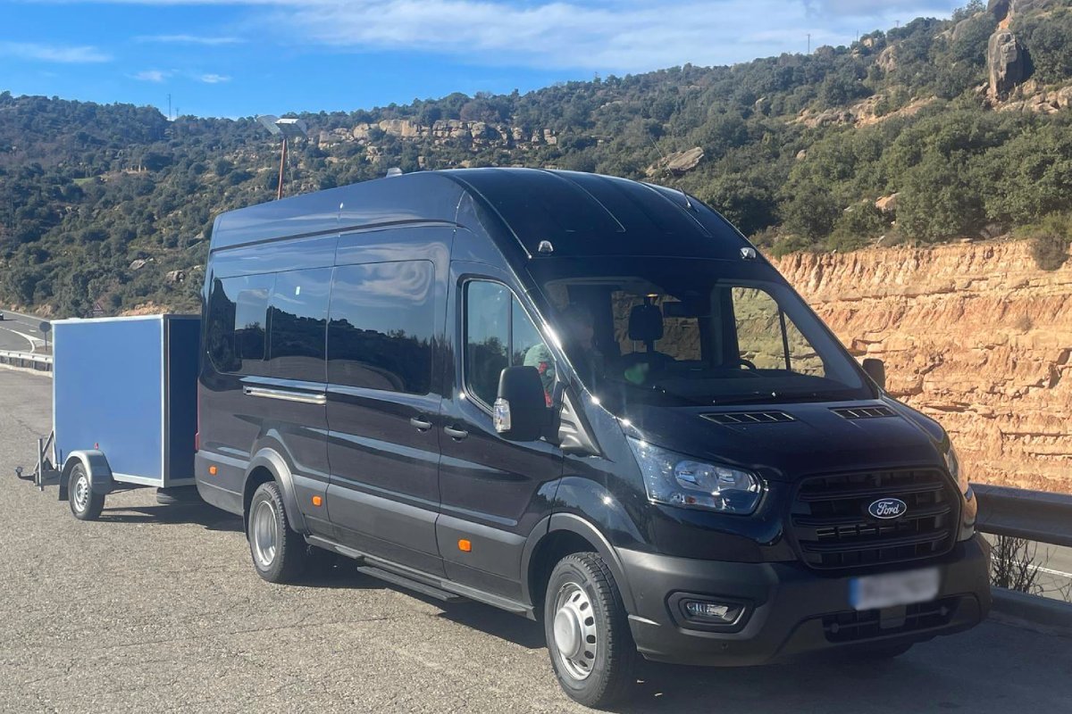 Ford Transit minibus for private group transfers from Barcelona Airport to Salou