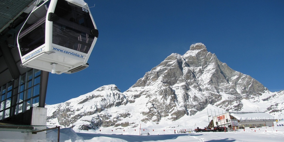 Book a private transfer from Milan airport Malpensa to Cervinia Book a private transfer from Milan airport Malpensa to Cervinia