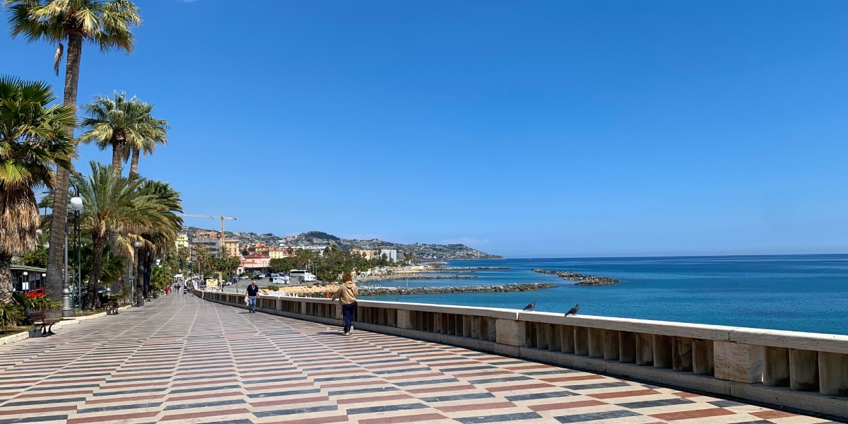 Book a private transfer from Milan airport Malpensa to San Remo (Sanremo)
