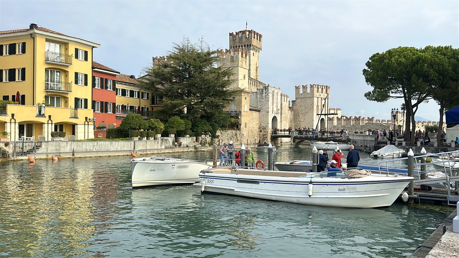 Transfer from Milan to Sirmione Castello