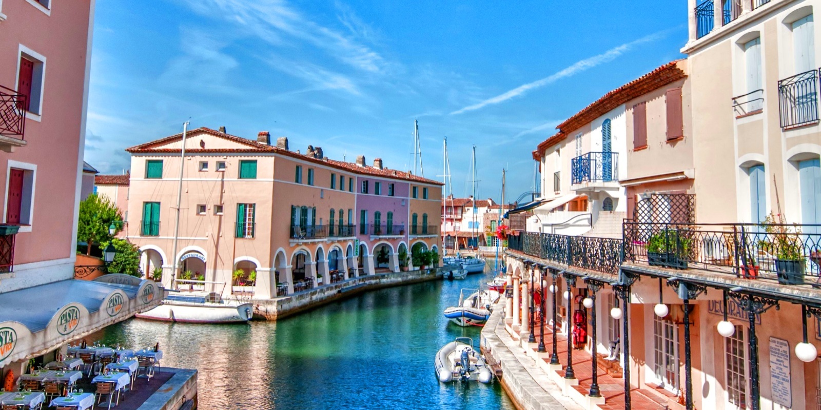 Transfer to Grimaud from Nice.