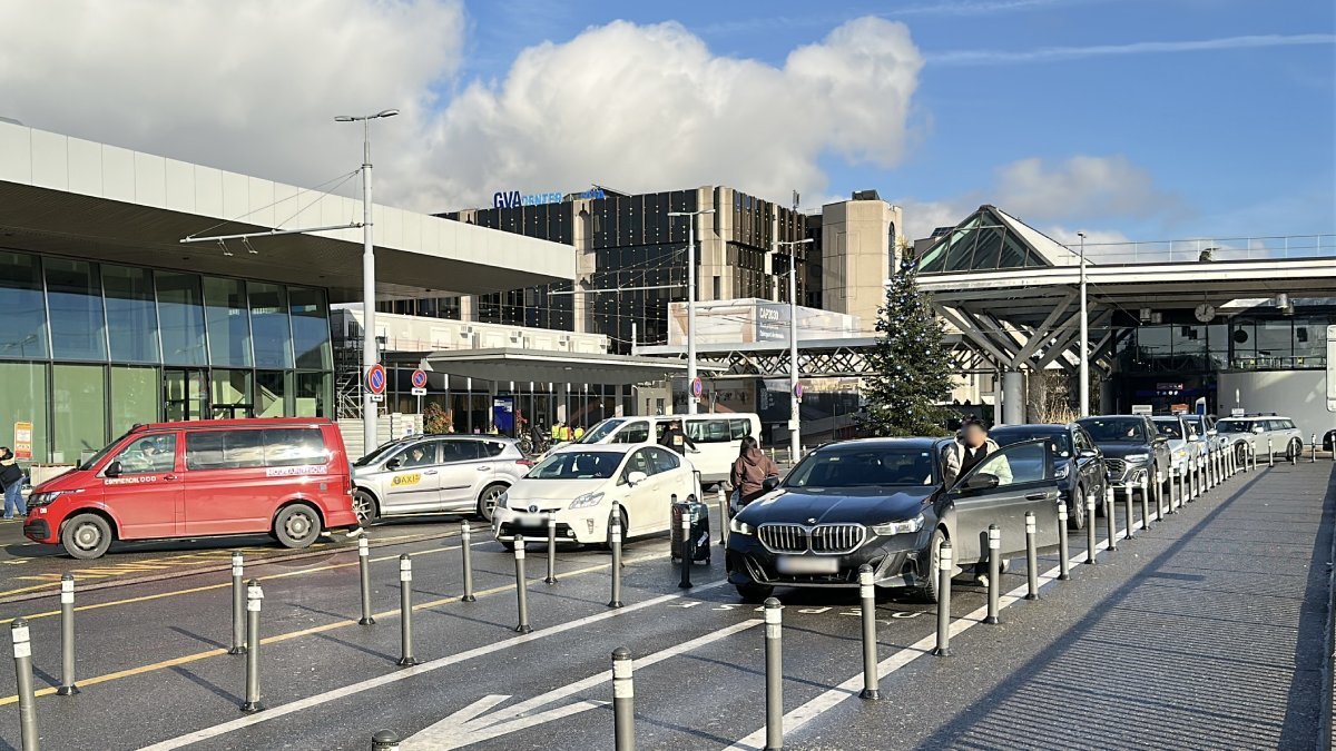 Uber car taking passengers from Geneva airport to Morges