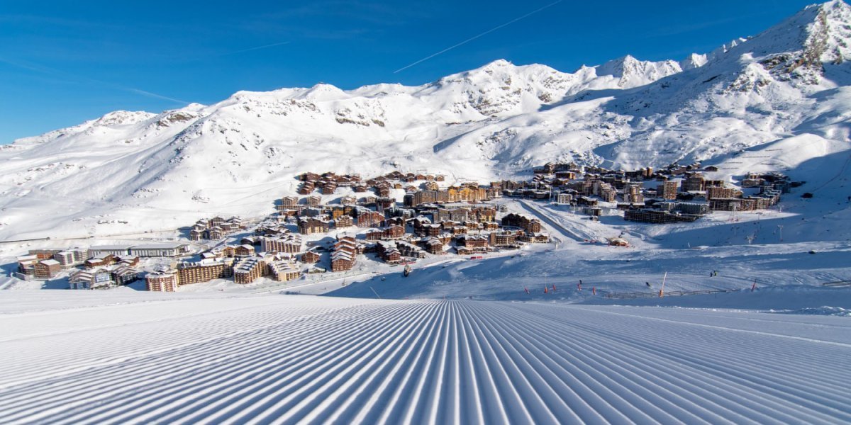Transfer from Torino airport to Val Thorens. Taxi with english-speaking driver.
